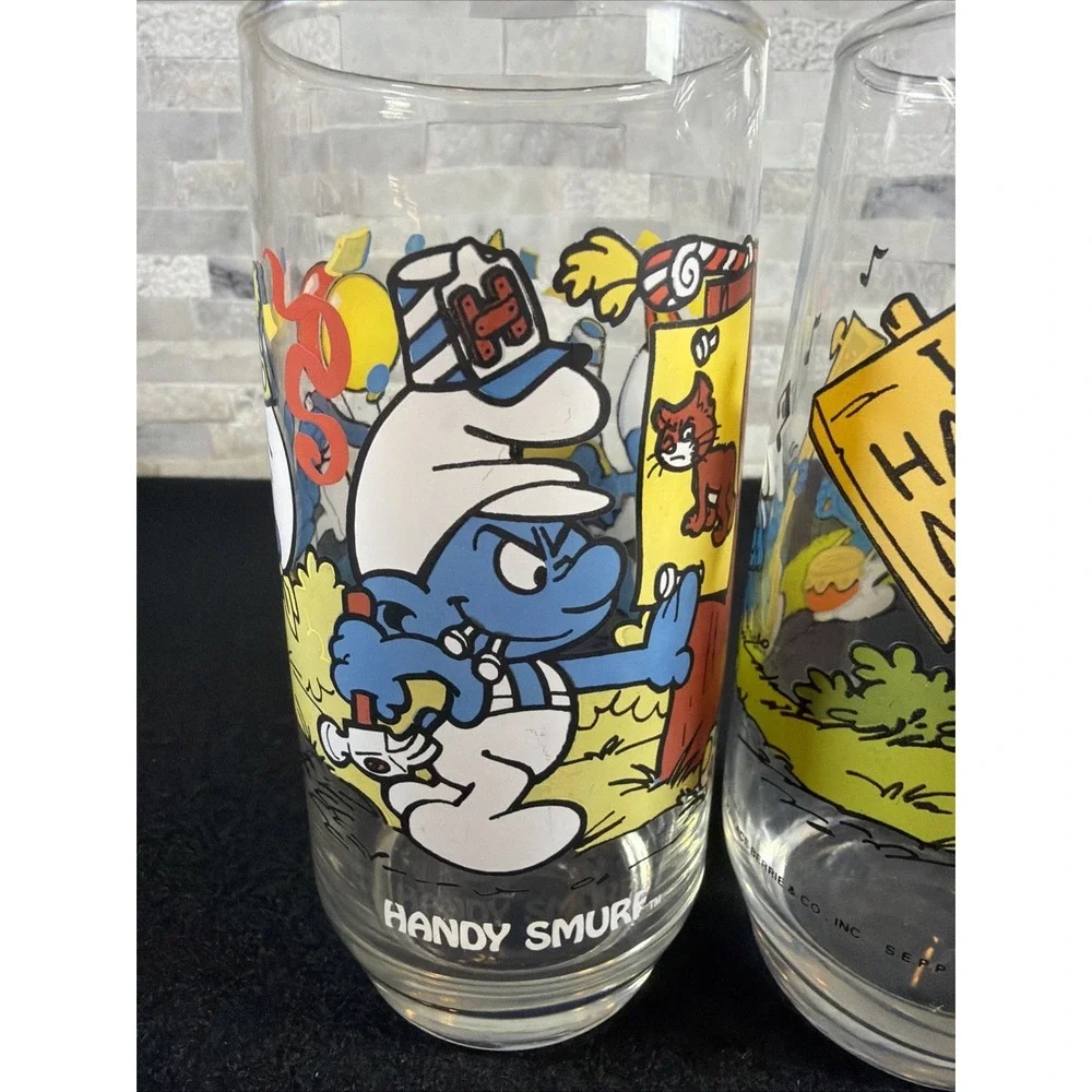 Vintage 1983 Smurfs Glasses Handy Smurf Grouchy Smurf Wallace‎ Berrie Set of 2